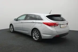 Hyundai i40, 2.0, 130 kW, бензин, автомат, передний привод