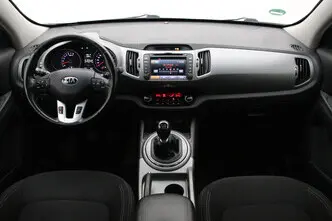 Kia Sportage, 1.6, 99 kW, бензин, механическая, передний привод