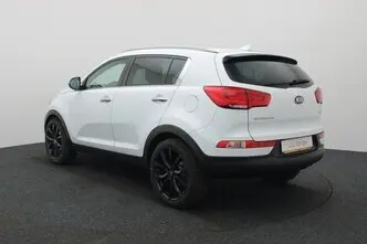 Kia Sportage, 1.6, 99 kW, бензин, механическая, передний привод