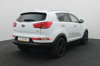 Kia Sportage, 1.6, 99 kW, бензин, механическая, передний привод