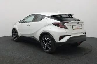 Toyota C-HR, 1.8, 72 kW, гибрид б+э, автомат, передний привод