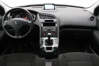 Peugeot 5008, 1.6, 88 kW, бензин, механическая, передний привод