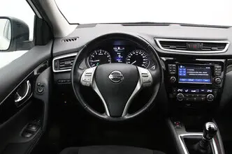 Nissan Qashqai, 1.2, 85 kW, бензин, механическая, передний привод