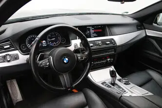 BMW 520, 2.0, 140 kW, дизель, автомат, задний привод