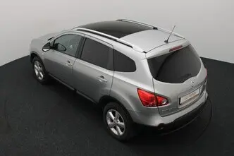 Nissan Qashqai+2, 1.6, 84 kW, бензин, механическая, передний привод