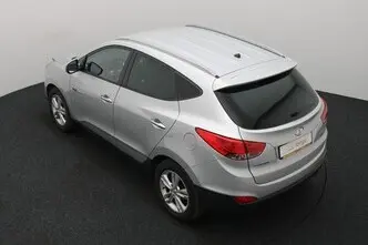 Hyundai ix35, 1.6, 99 kW, бензин, механическая, передний привод