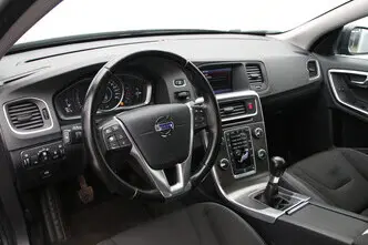 Volvo S60, 1.6, 84 kW, дизель, механическая, передний привод