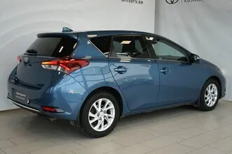 Toyota Auris, 1.6, 97 kW, бензин, автомат, передний привод