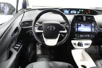 Toyota Prius, 1.8, 72 kW, гибрид б+э, автомат, передний привод