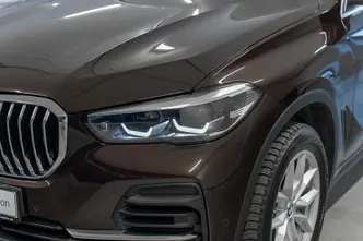 BMW X5, 3.0, 210 kW, гибрид д+э, автомат, полный привод