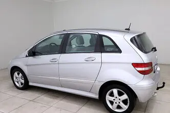 Mercedes-Benz B 180, 2.0, 80 kW, дизель, автомат, передний привод