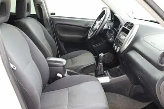 Toyota RAV4, 2.0, 85 kW, дизель, механическая, полный привод