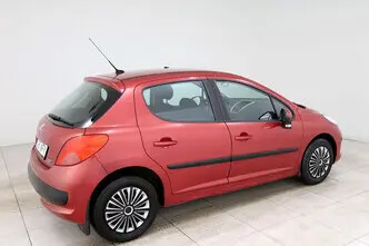 Peugeot 207, 1.4, 65 kW, бензин, механическая, передний привод