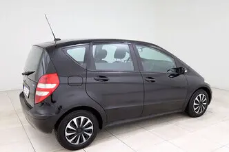 Mercedes-Benz A 180, 2.0, 80 kW, diesel, manual, front-wheel drive