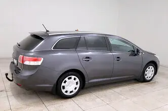 Toyota Avensis, 1.8, 108 kW, бензин, автомат, передний привод