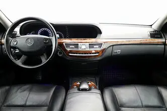 Mercedes-Benz S 320, 3.0, 155 kW, дизель, автомат, задний привод