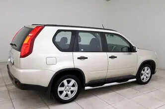 Nissan X-Trail, 2.0, 104 kW, бензин, автомат, полный привод