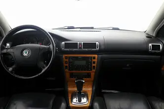 Škoda Superb, 2.5, 120 kW, дизель, автомат, передний привод