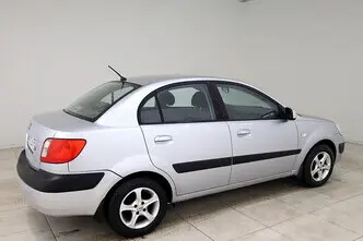 Kia Rio, 1.4, 71 kW, бензин, механическая, передний привод