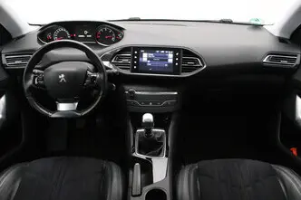 Peugeot 308, 1.6, 88 kW, дизель, механическая, передний привод