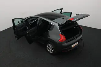 Peugeot 3008, 1.6, 88 kW, бензин, механическая, передний привод