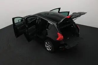 Peugeot 3008, 1.6, 88 kW, бензин, механическая, передний привод