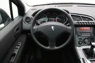 Peugeot 3008, 1.6, 88 kW, бензин, механическая, передний привод