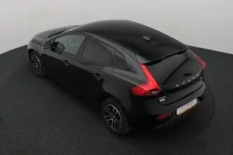 Volvo V40, 2.0, 88 kW, дизель, механическая, передний привод