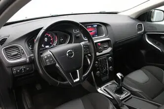 Volvo V40, 2.0, 88 kW, дизель, механическая, передний привод