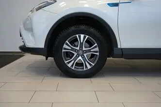 Toyota RAV4, 2.0, 112 kW, petrol, automatic, four-wheel drive