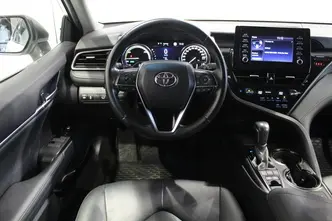 Toyota Camry, 2.5, 131 kW, hybrid p+e, automatic, front-wheel drive