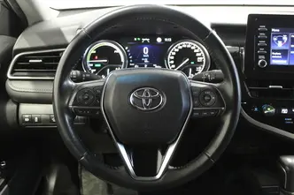 Toyota Camry, 2.5, 131 kW, hybrid p+e, automatic, front-wheel drive