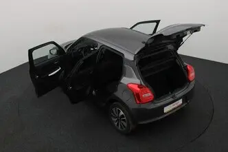 Suzuki Swift, 1.2, 66 kW, гибрид б+э, механическая, полный привод