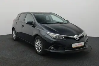 Toyota Auris, 1.6, 97 kW, бензин, механическая, передний привод