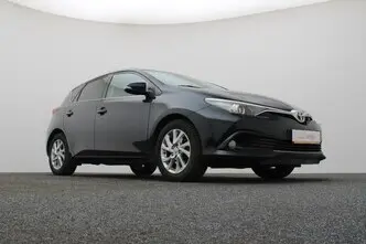 Toyota Auris, 1.6, 97 kW, бензин, механическая, передний привод