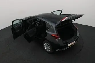 Toyota Auris, 1.6, 97 kW, бензин, механическая, передний привод