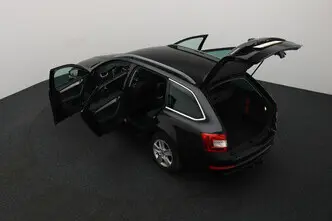 Škoda Octavia, 1.2, 77 kW, бензин, механическая, передний привод