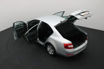 Škoda Octavia, 1.6, 81 kW, дизель, механическая, передний привод