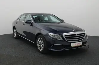 Mercedes-Benz E 220, 2.0, 143 kW, дизель, автомат, задний привод