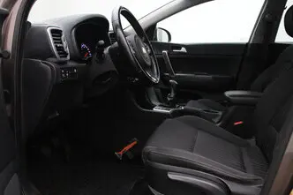 Kia Sportage, 1.6, 97 kW, бензин, механическая, передний привод