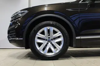 Volkswagen Touareg, 3.0, 170 kW, дизель, автомат, полный привод