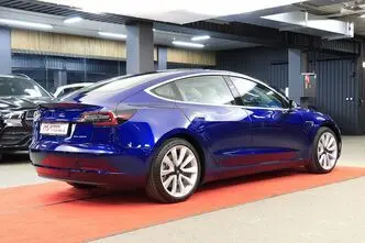 Tesla Model 3, 155 kW, electric, four-wheel drive