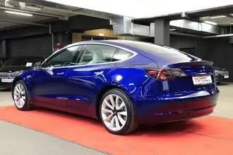 Tesla Model 3, 155 kW, electric, four-wheel drive