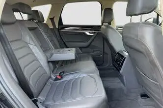 Volkswagen Touareg, 3.0, 210 kW, дизель, автомат, полный привод