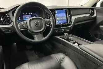 Volvo XC60, 2.0, 183 kW, гибрид б+э, автомат, полный привод