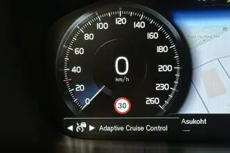 Volvo V90 Cross Country, 2.0, 145 kW, гибрид д+э, автомат, полный привод