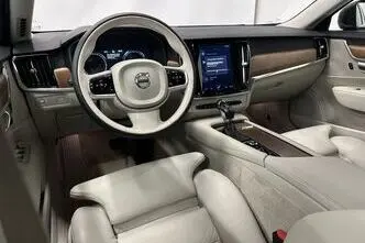 Volvo S90, 2.0, 140 kW, дизель, автомат, полный привод