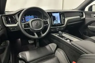 Volvo XC60, 2.0, 183 kW, гибрид б+э, автомат, полный привод