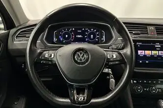 Volkswagen Tiguan, 2.0, 140 kW, бензин, автомат, полный привод