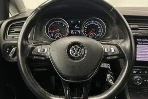 Volkswagen Golf, 1.6, 85 kW, дизель, механическая, передний привод